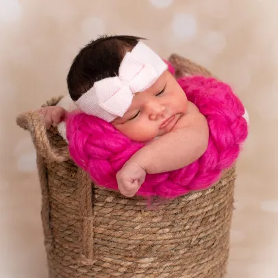 Shooting photo Bébé après la naissance de Bourges à St Amand Montrond - Cher (18)