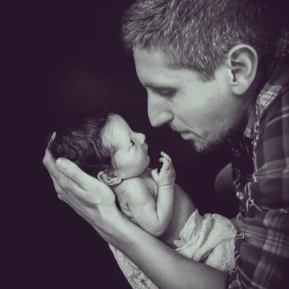 Photo de baissance avec bébé et Papa de Bourges à St Amand Montrond - Cher (18)
